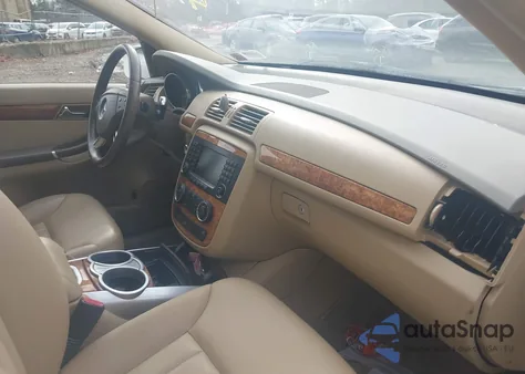 2007 Mercedes-Benz R 350 4Matic из США, поврежденный, VIN 4JGCB65E67A053042